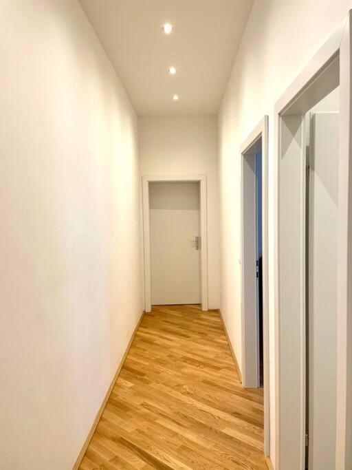Brand New & Spacious In The Centre * Vienne
